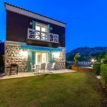 Familia Selimiye Daily Weekly فيلة