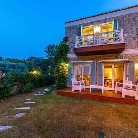 Familia Selimiye Daily Weekly