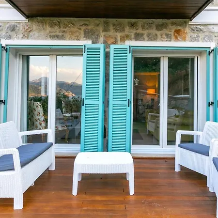 Familia Selimiye Daily Weekly