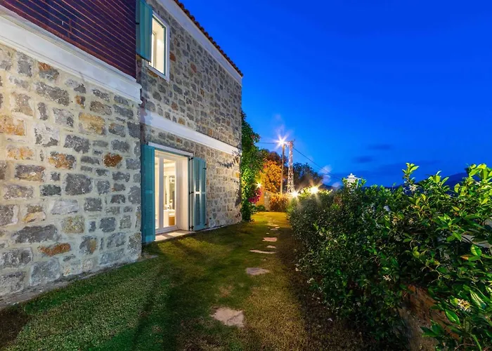 Familia Selimiye Daily Weekly Вилла Мармарис