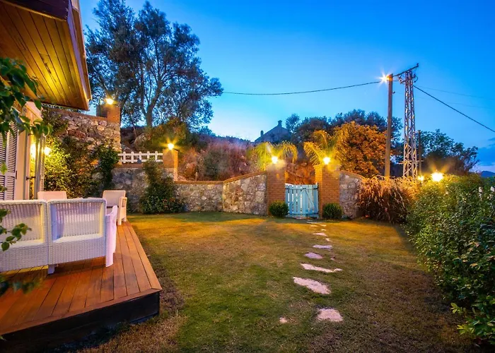 Familia Selimiye Daily Weekly Вилла Мармарис