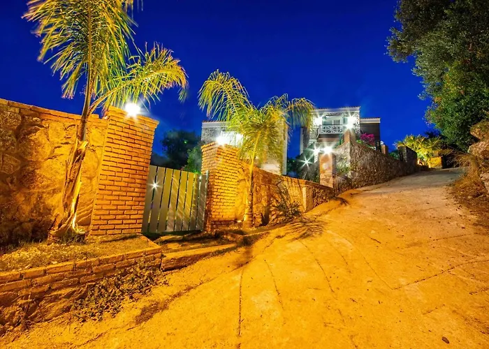 Familia Selimiye Daily Weekly