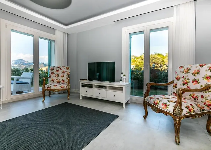 Familia Selimiye Daily Weekly Villa *